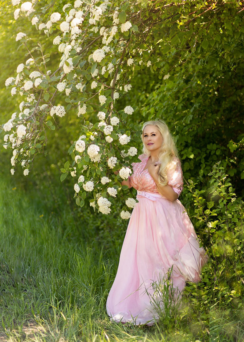 Model Meike Mueller by Agnieszka Kociuk - Sommershooting