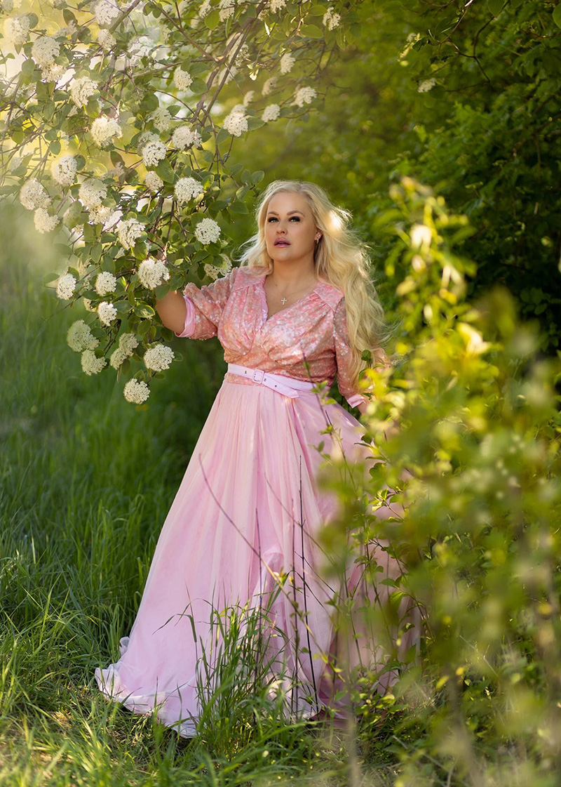 Model Meike Mueller by Agnieszka Kociuk - Sommershooting