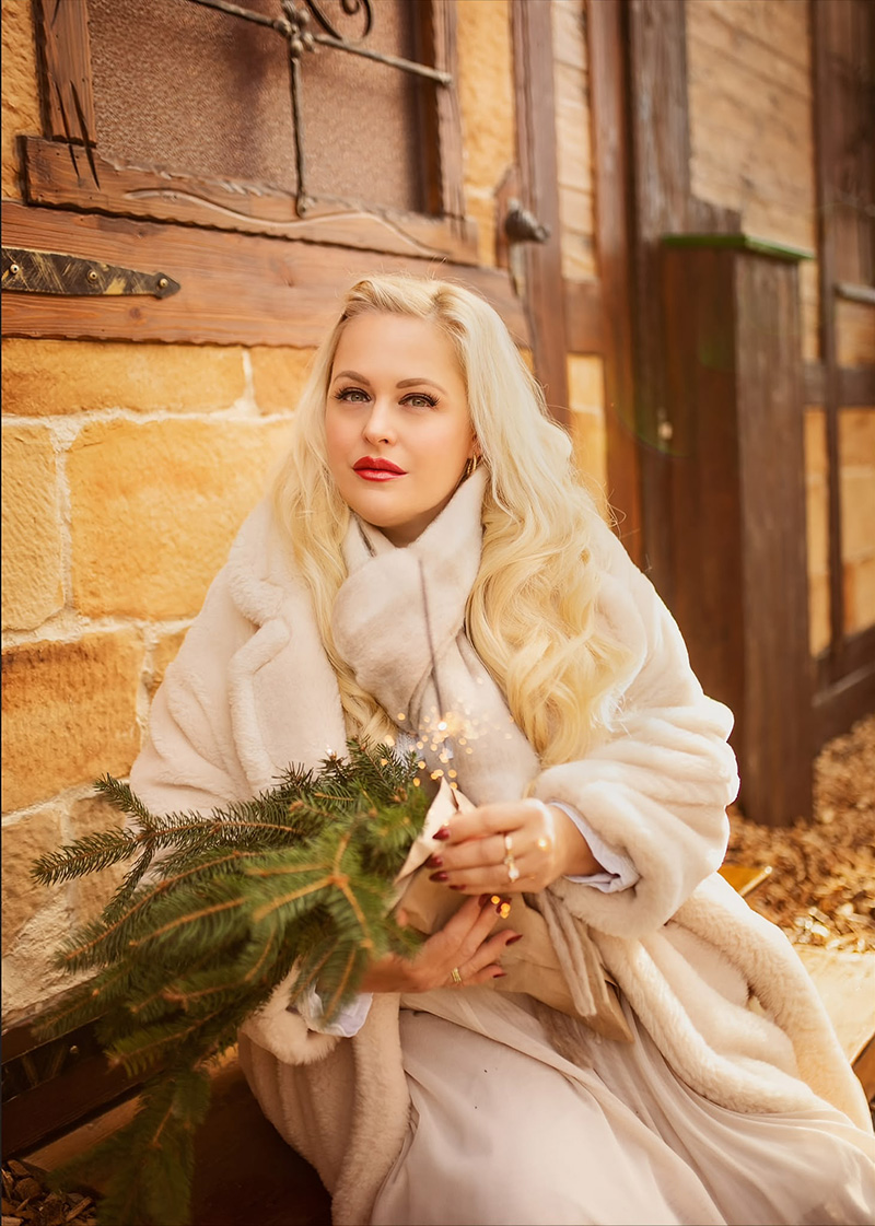 Meike Mueller By Agnieszka Kociuk5