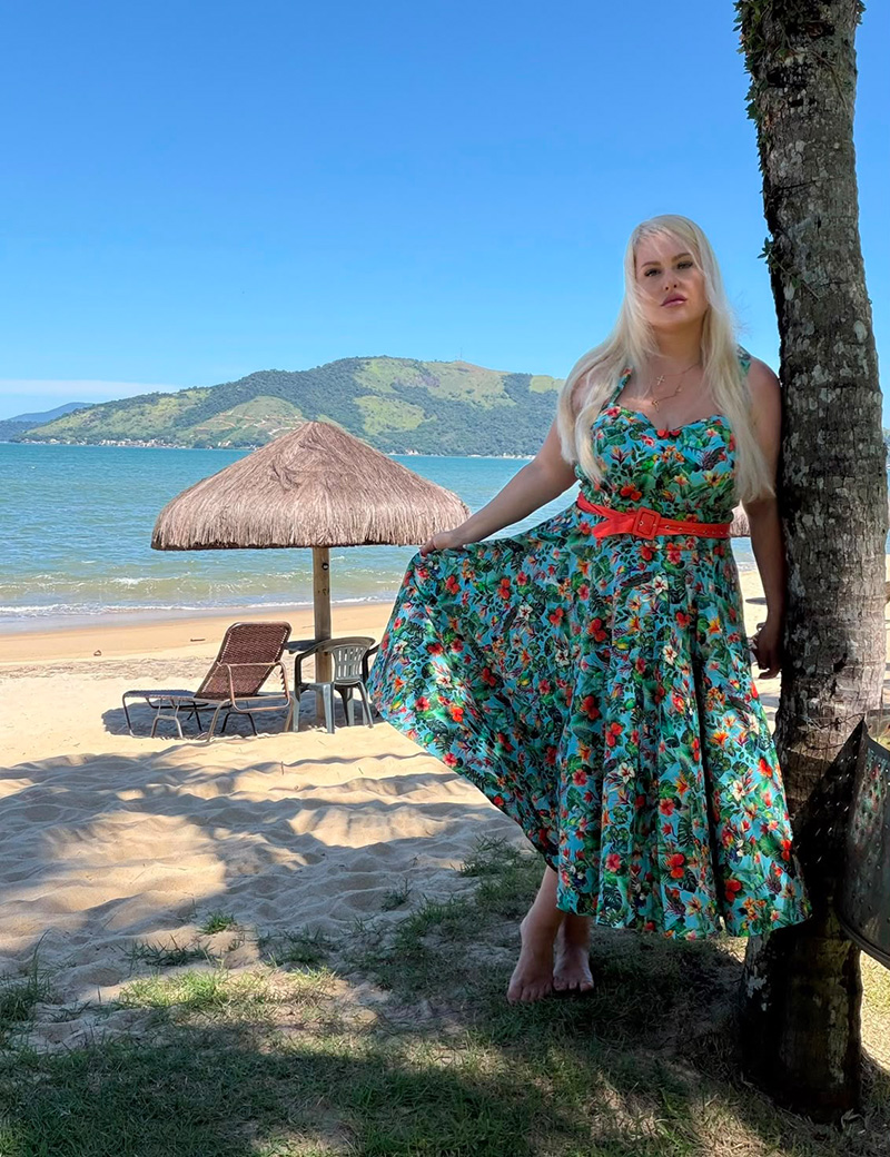 Meike Mueller Shooting Dolly And Dotty2